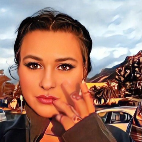 Simoné  C.
