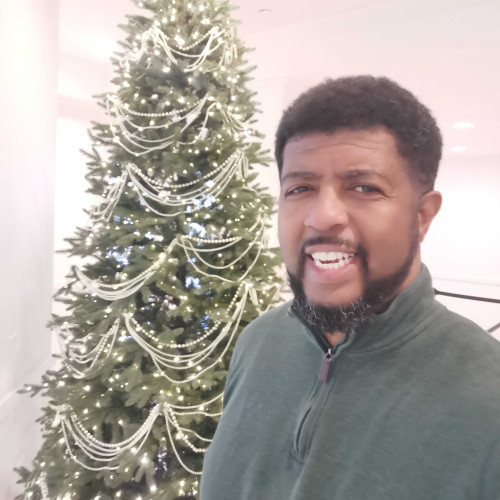 Trav E. profile photo