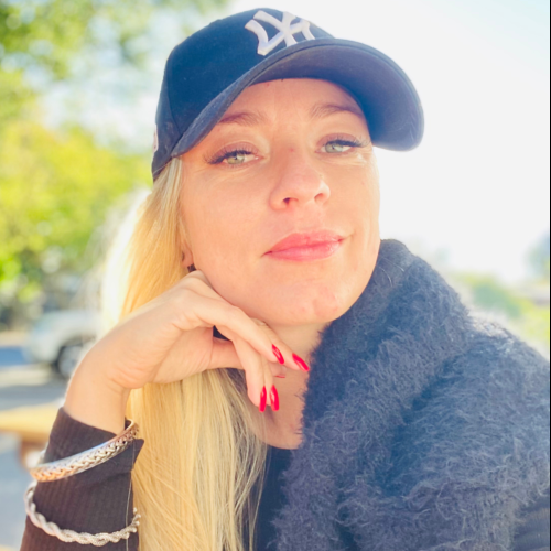 Madelain B. profile photo
