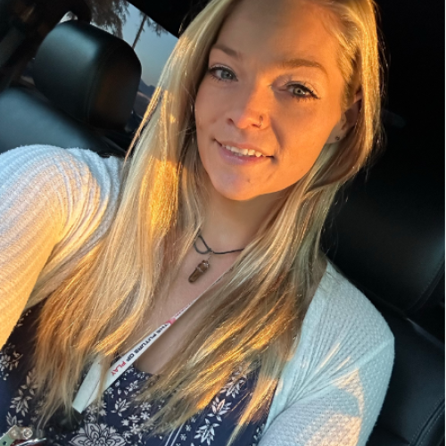 Dani R.