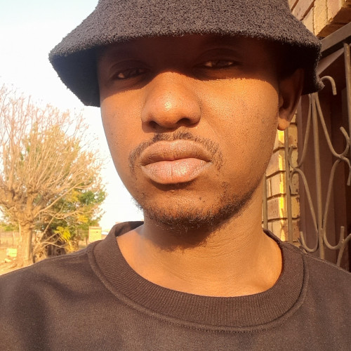 Omphemetse O. profile photo