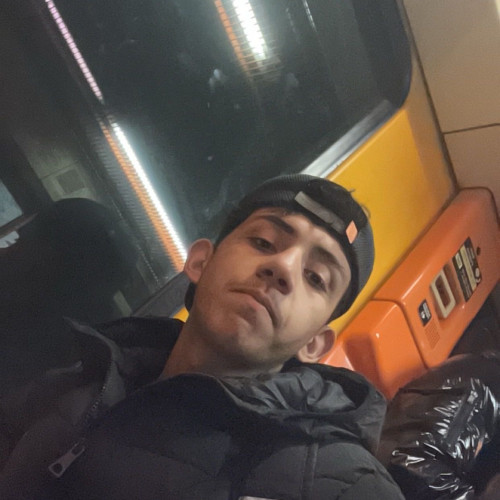 mils L. profile photo