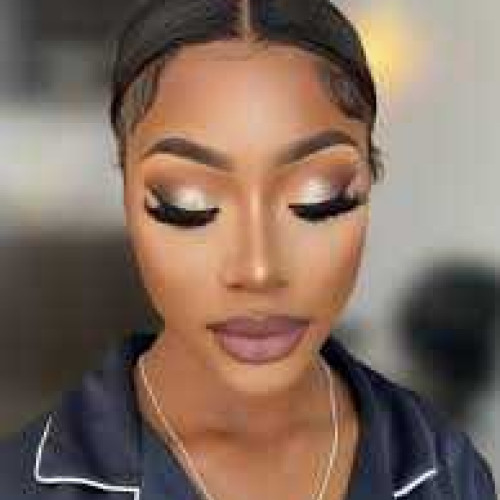 Lebo M. profile photo