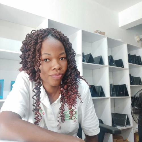 Nancy  E. profile photo