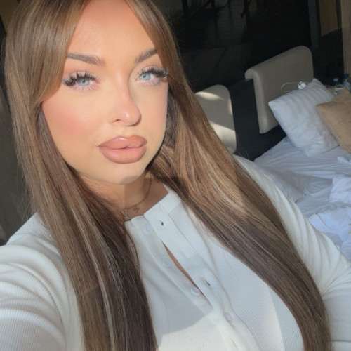 chloe p.
