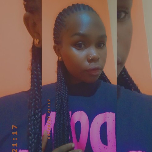 Julia  W. profile photo