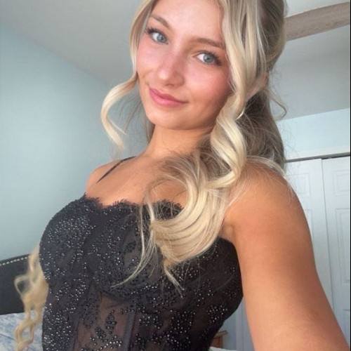 Adriana R. profile photo