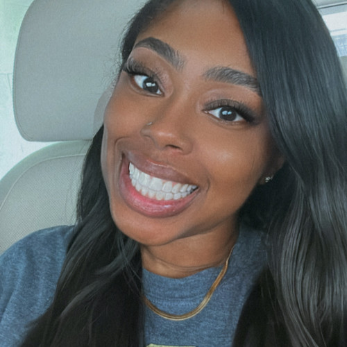 Carly M. profile photo