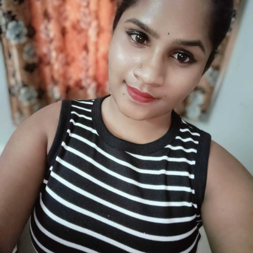 riya E.