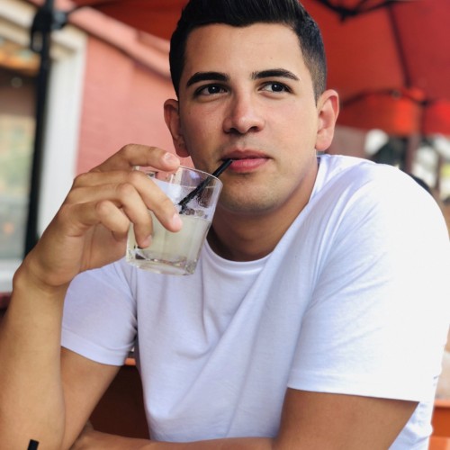 Diego F.