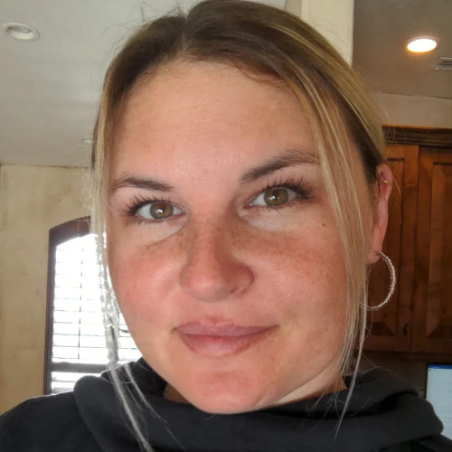 Veronica L. profile photo