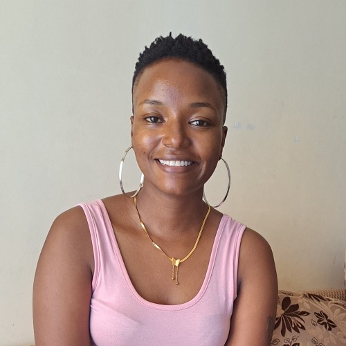 Loise N. profile photo