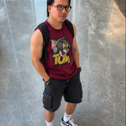 Niko L. profile photo