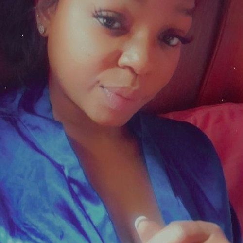 Monique  L. profile photo
