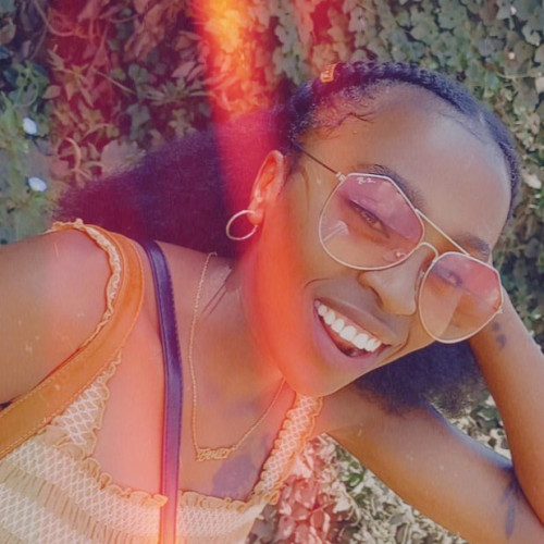 Lily M. profile photo