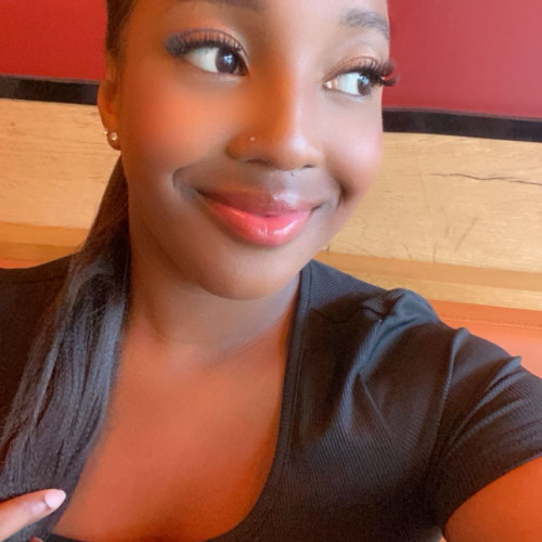Myriam D. profile photo