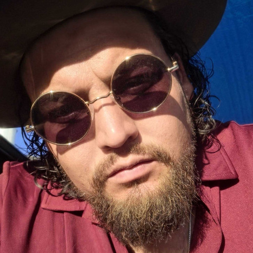 josue m. profile photo