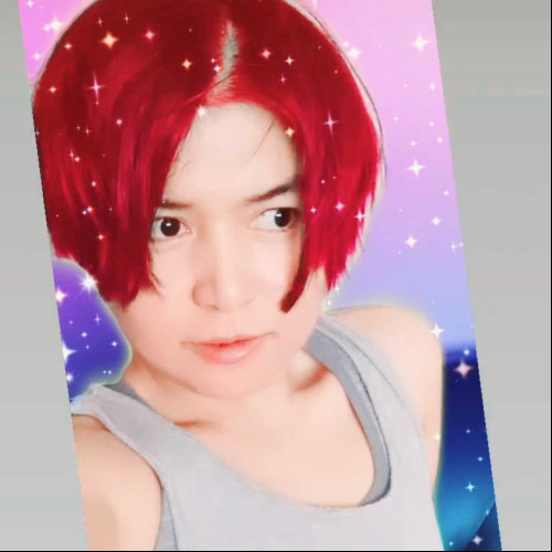 Emi L. profile photo