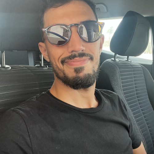 Mehdi J. profile photo