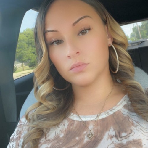 Nicole R.