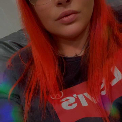 justine m. profile photo