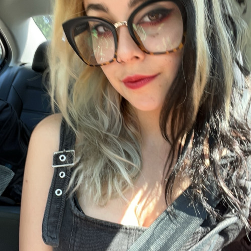 victoria  P. profile photo