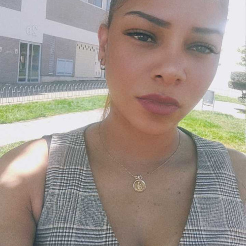 Yaina C. profile photo
