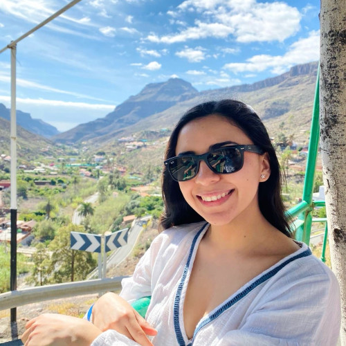 Caro J. profile photo