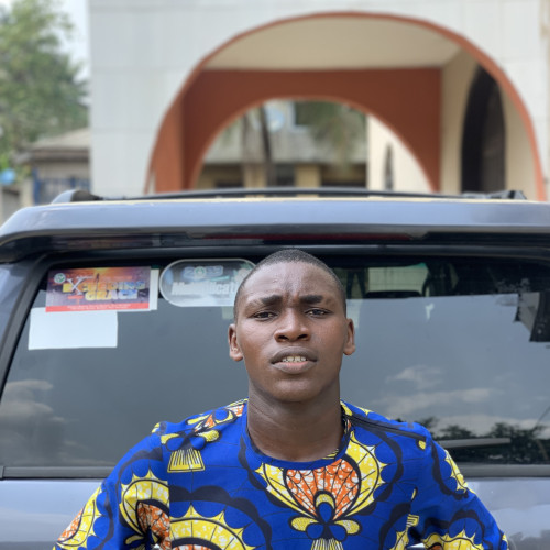 olawale  e. profile photo