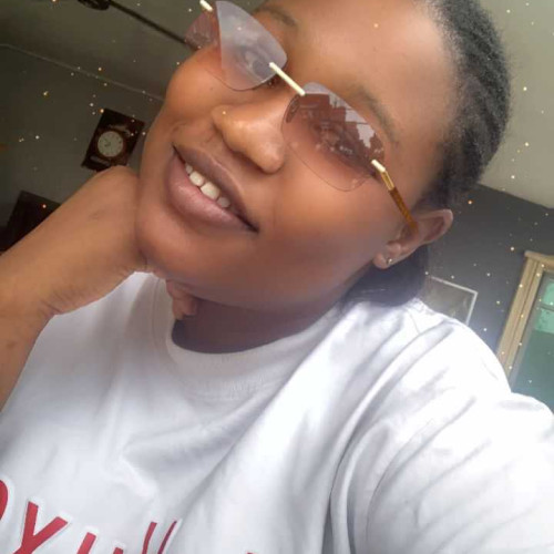 Lizzy M.