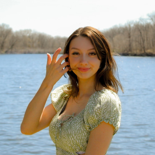 Ariana C. profile photo