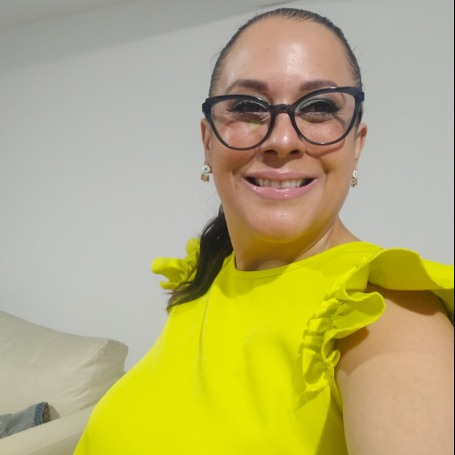 Ximena  G.