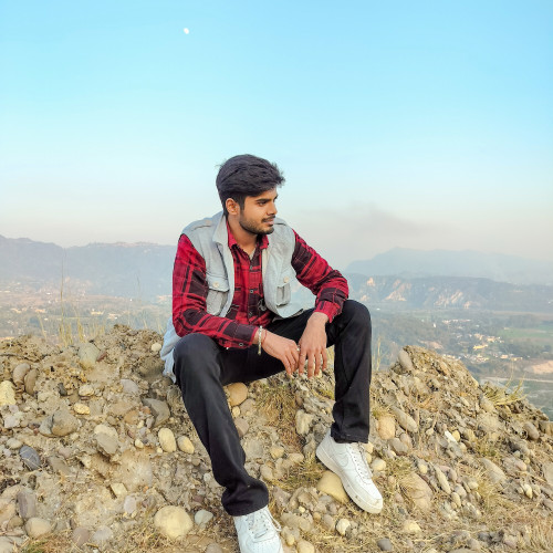 Akash  V.
