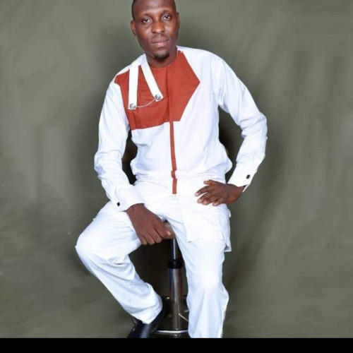 Taiwo B. profile photo