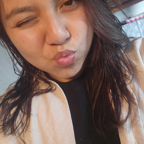 yane L. profile photo