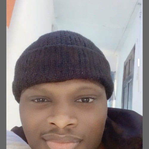 Azeez y. profile photo