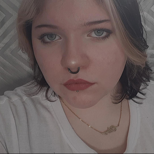 ZoeSkye  B.