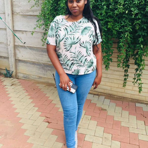 Roslyn D. profile photo