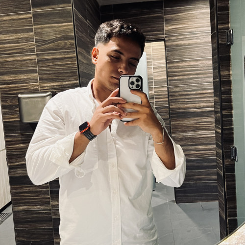 Karas M. profile photo