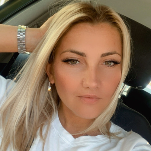 Elena B. profile photo