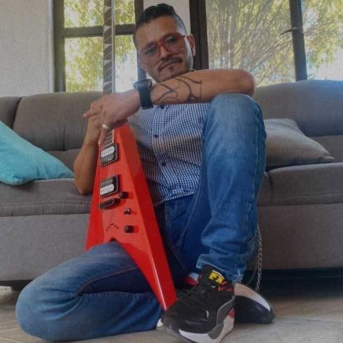 Angel Gonzlez C.