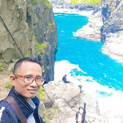 Ketut R. profile photo