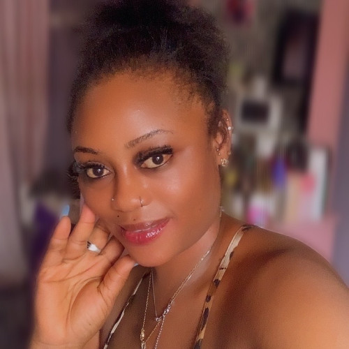 Rae M. profile photo