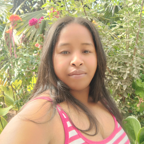 Justine  R. profile photo