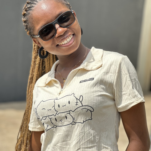 Lore T. profile photo