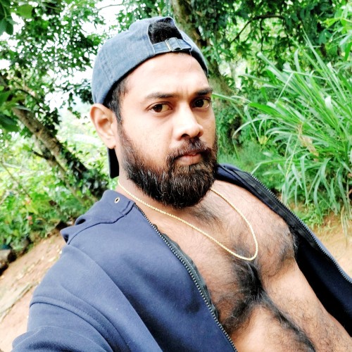 Lahiru R.