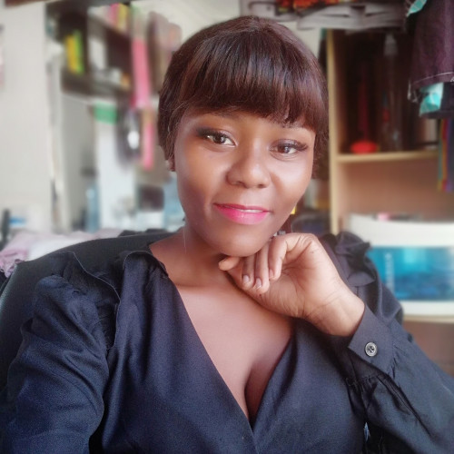 mel l. profile photo