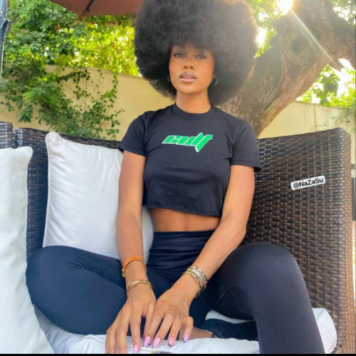 nzeni m. profile photo