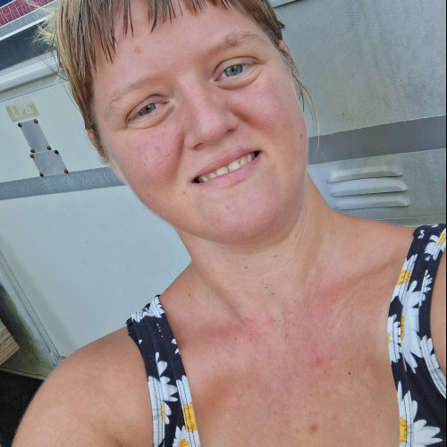 Amber  E. profile photo