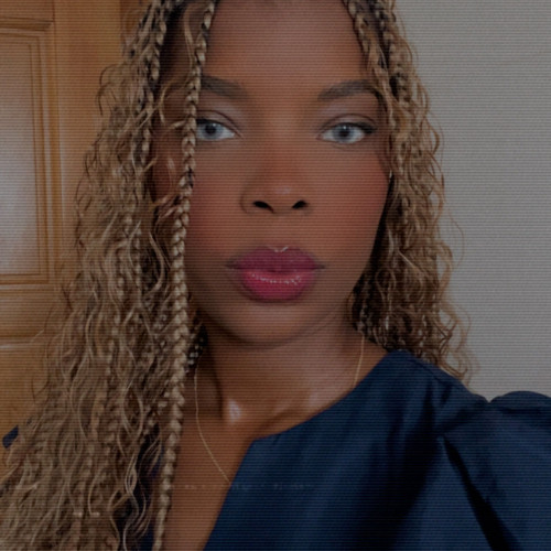 Atena E. profile photo